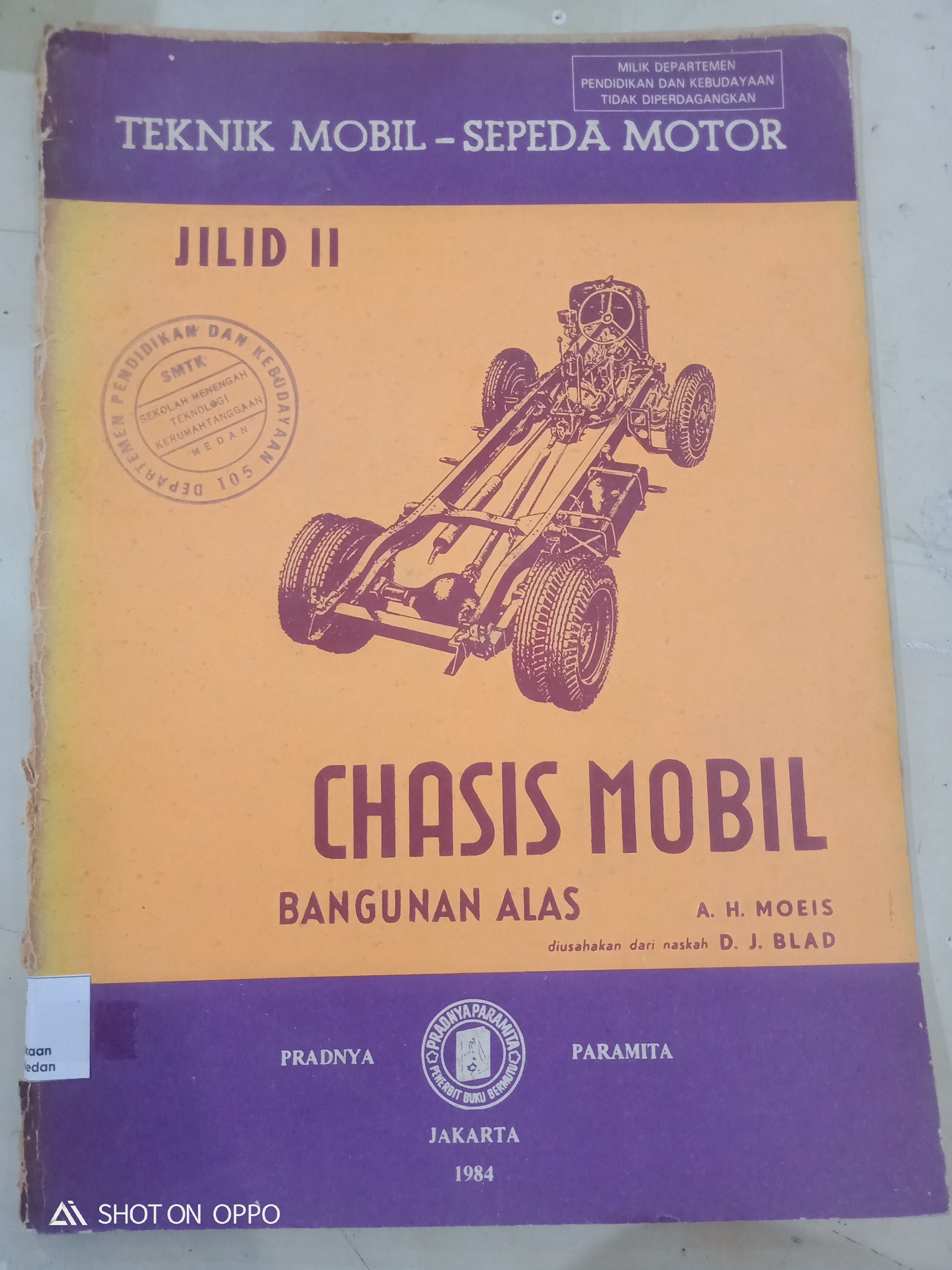 TEKNIK MOBIL-SEPEDA MOTOR CHASIS MOBIL BANGUNAN ALAS