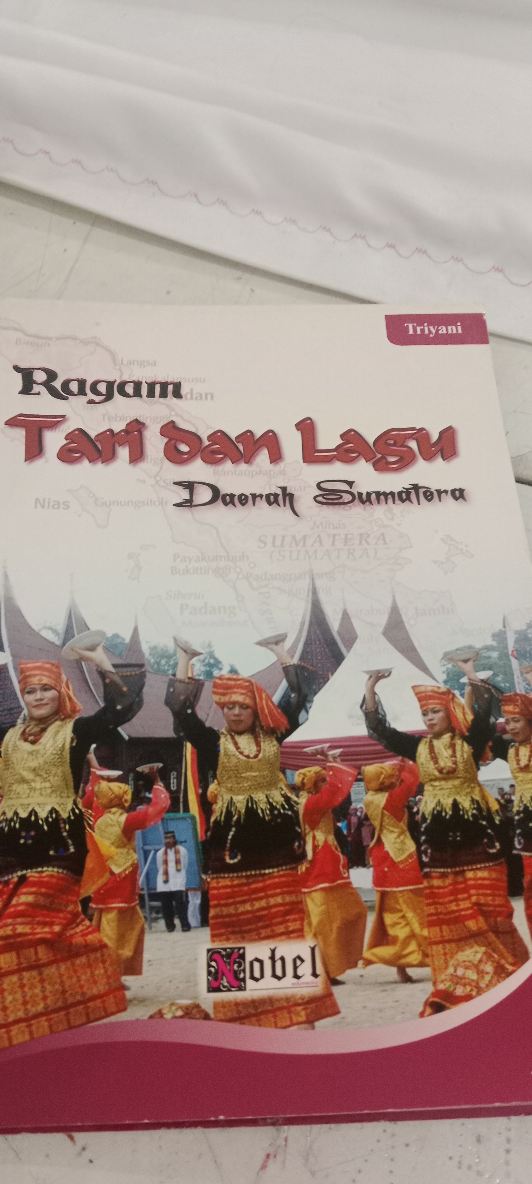 tari  dan lagu daerah SUMATERA