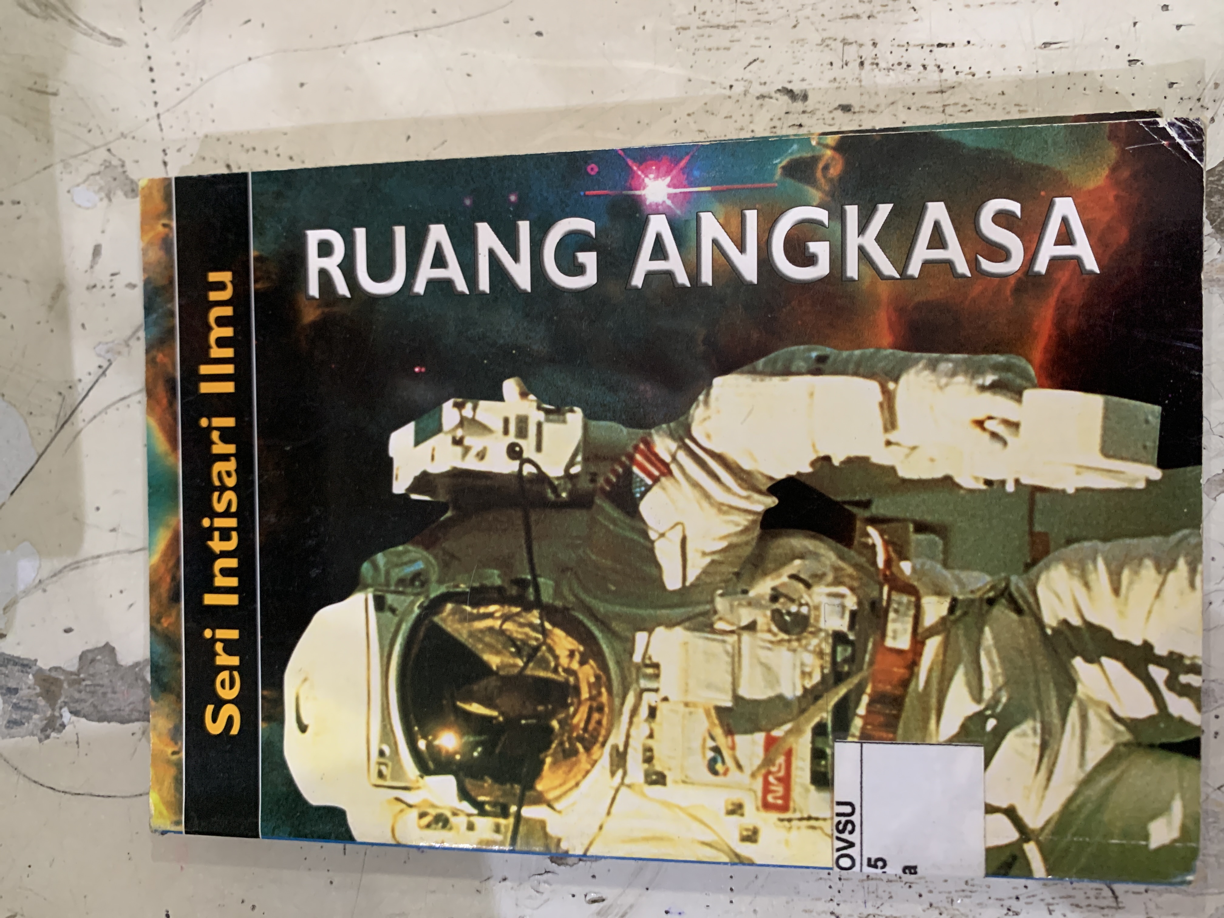 Ruang angkasa