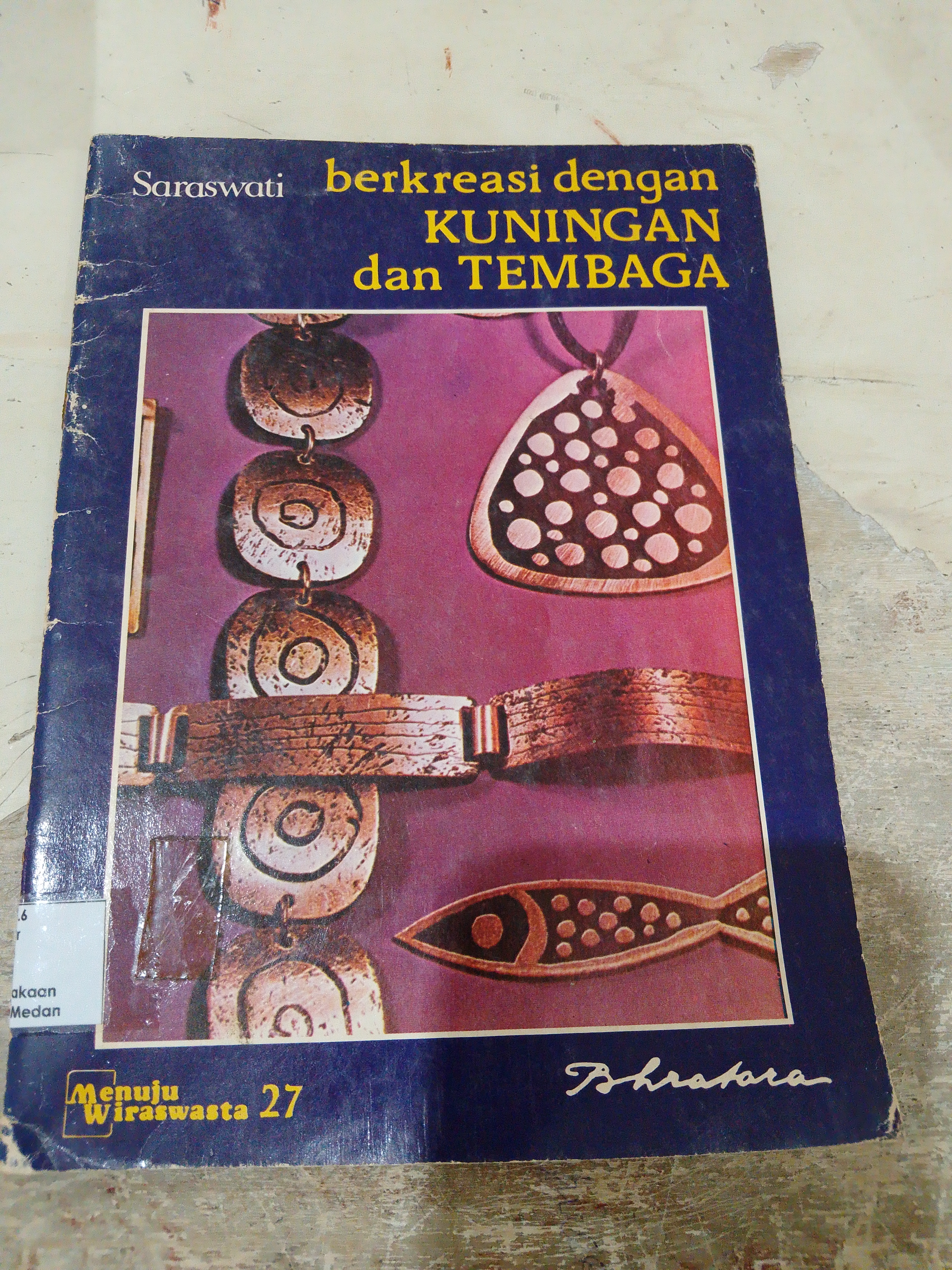 Berkreasi dengan Kuningan dan tembaga 
