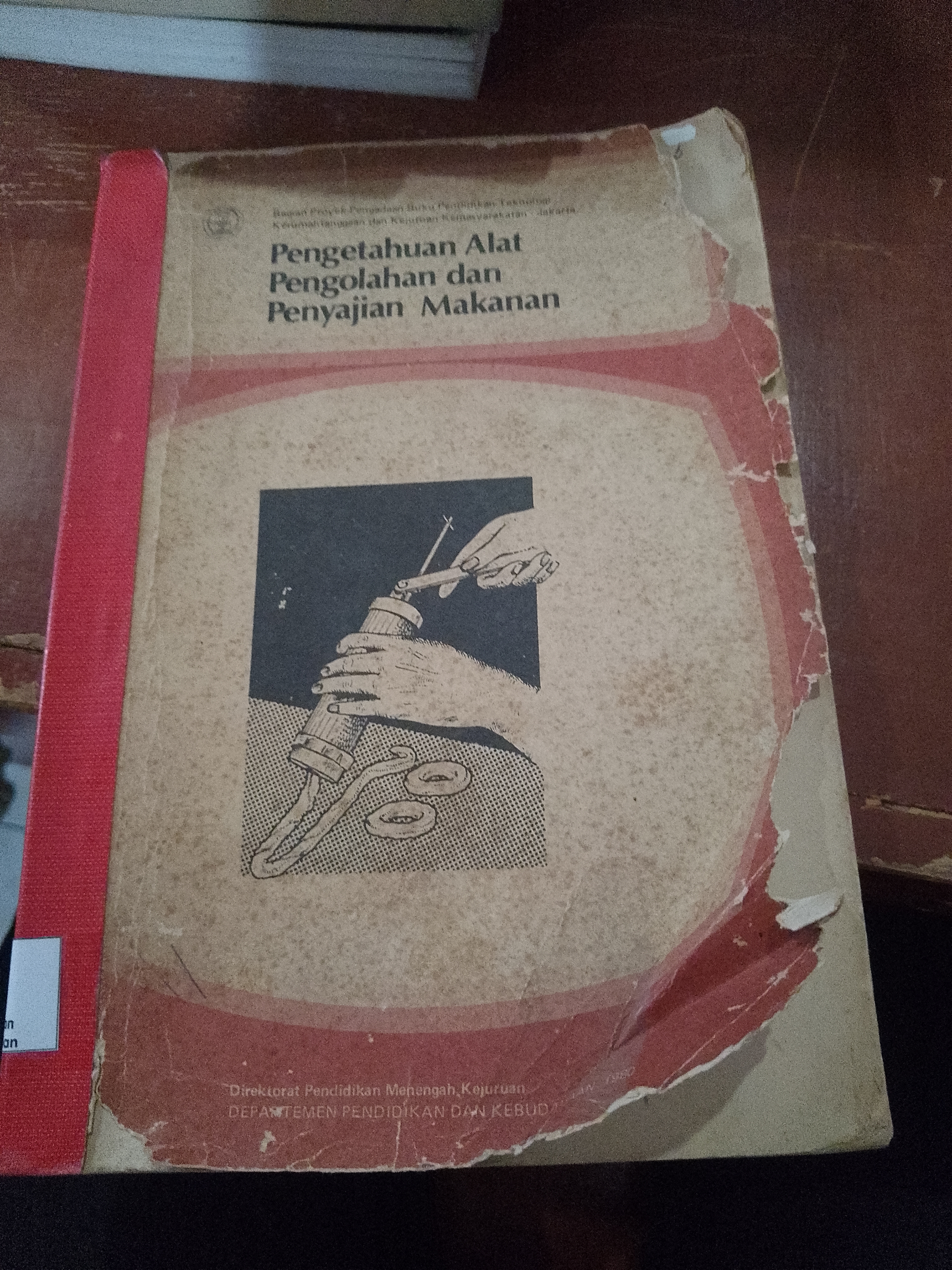 Pengetahuan alat pengolahan dan penyajian makanan 