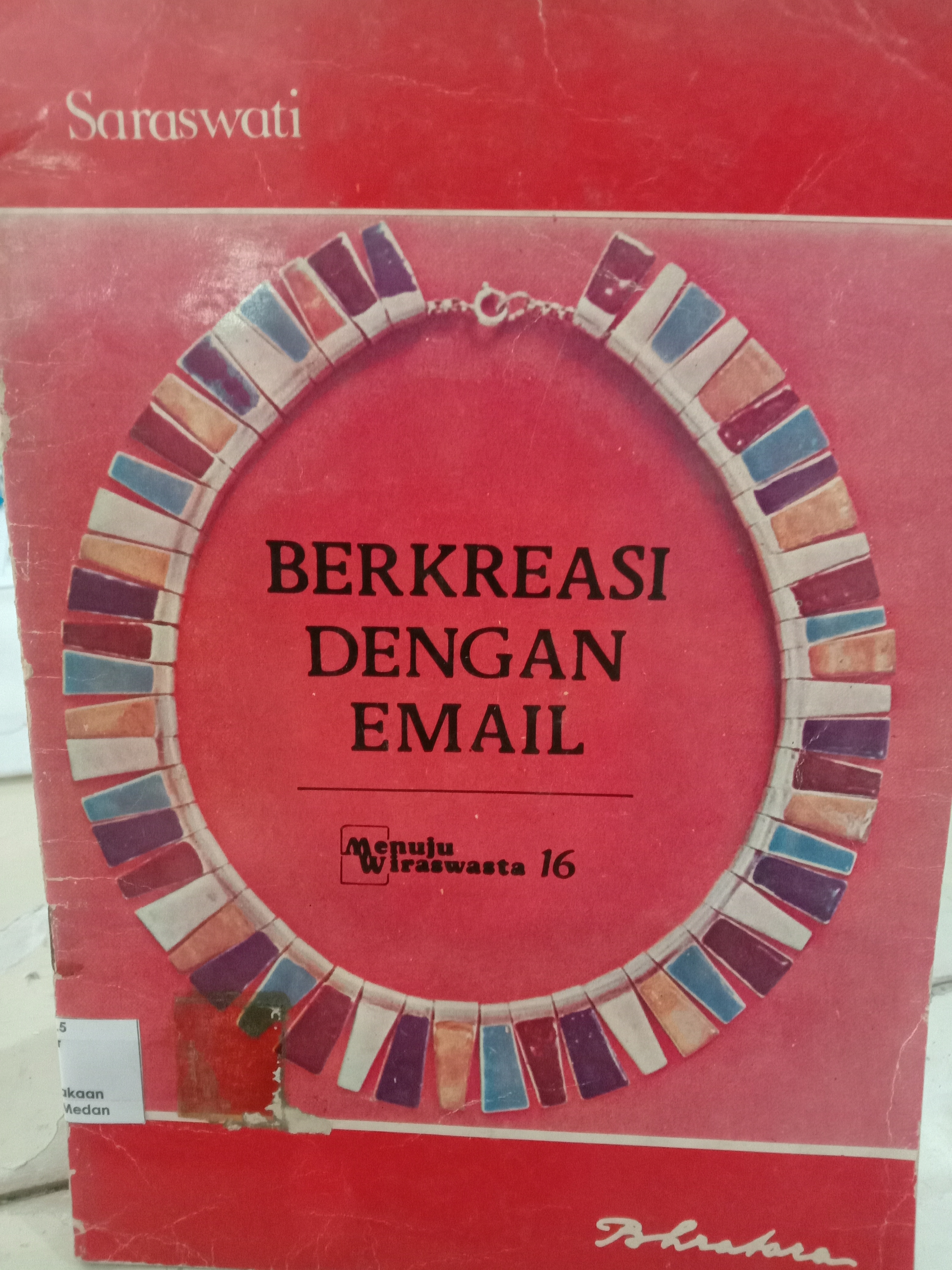Berkreasi dengan email