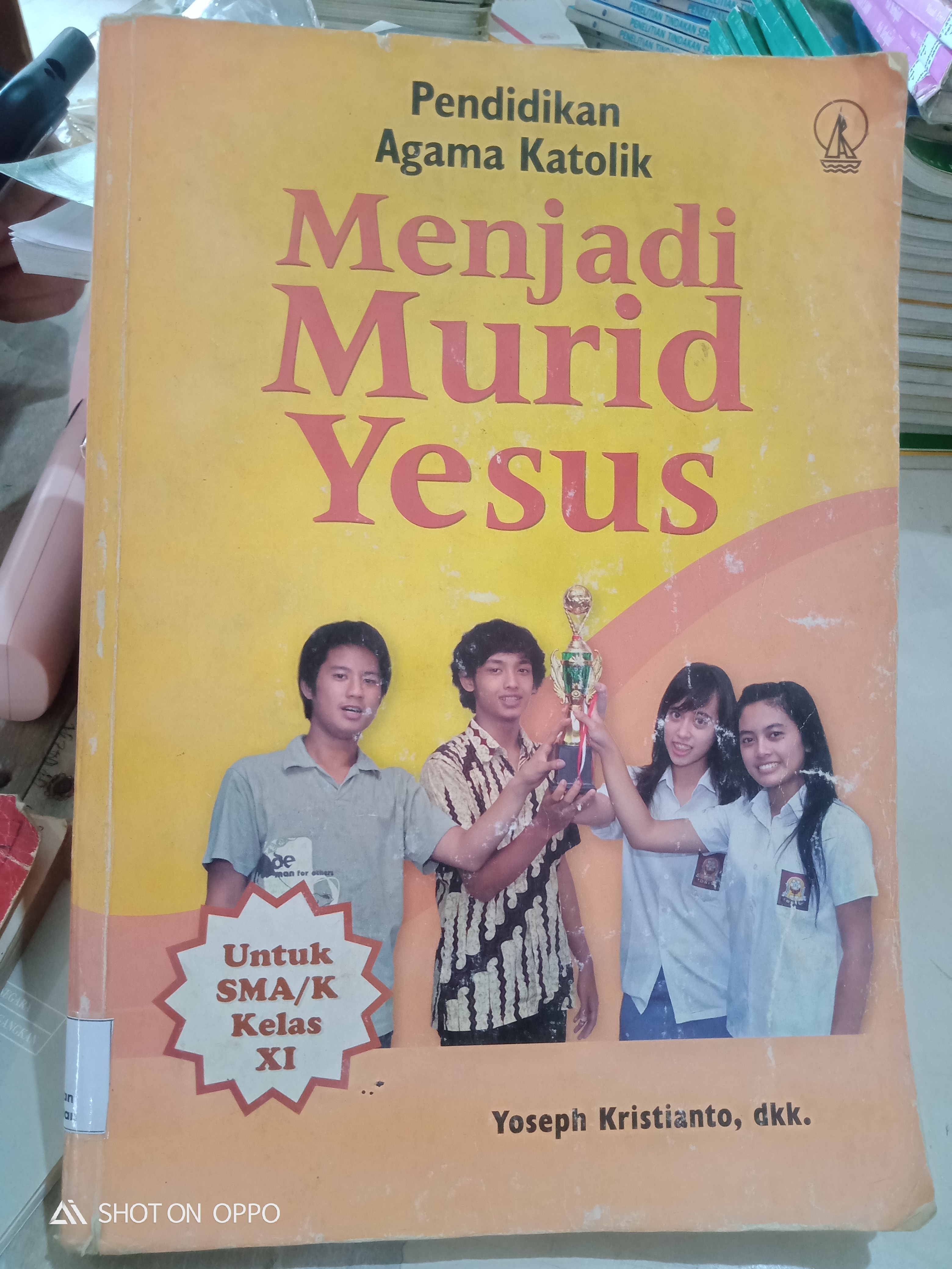 MENJADI MURID YESUS 