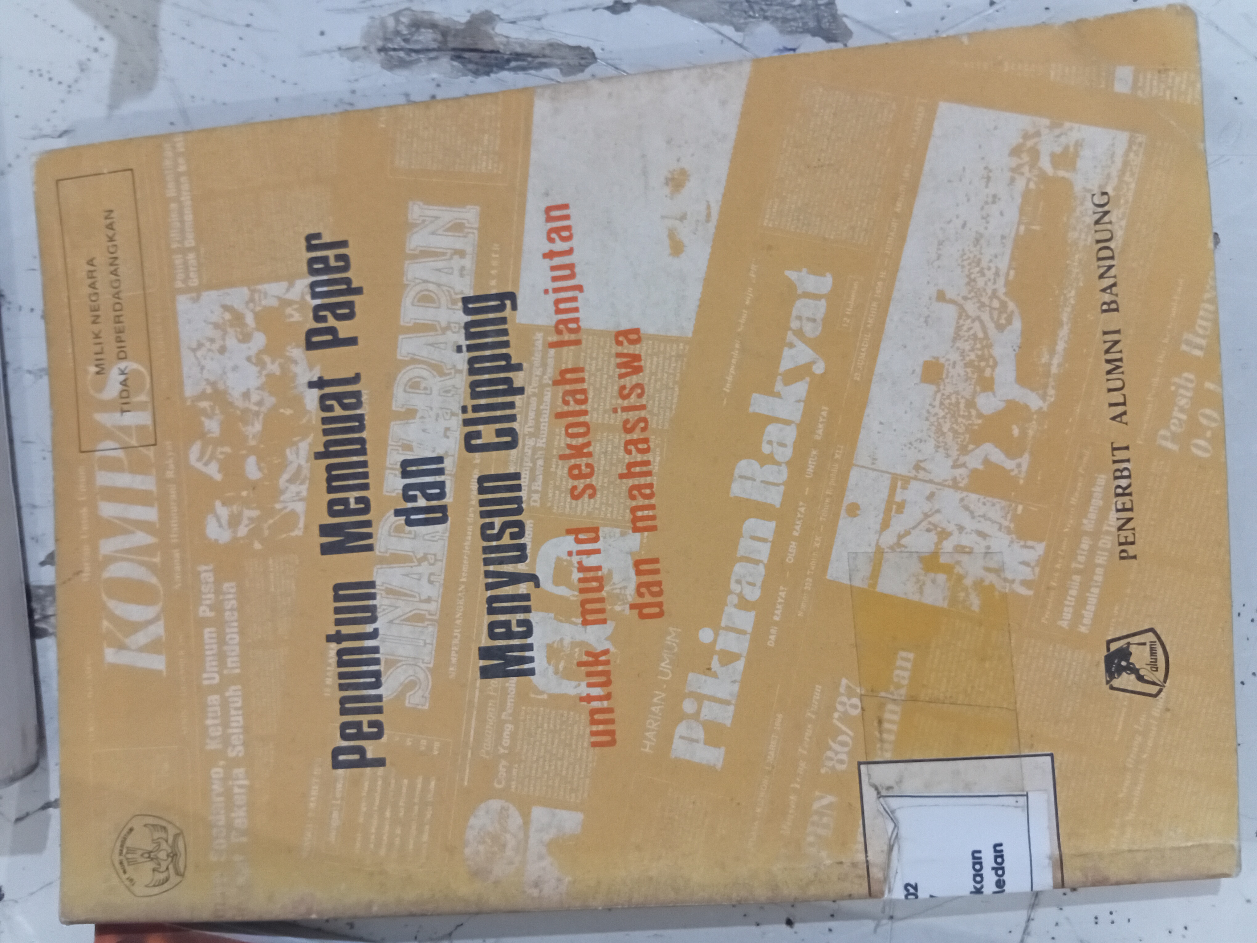 Penuntun Membuat Paper dan menyusun Cliping