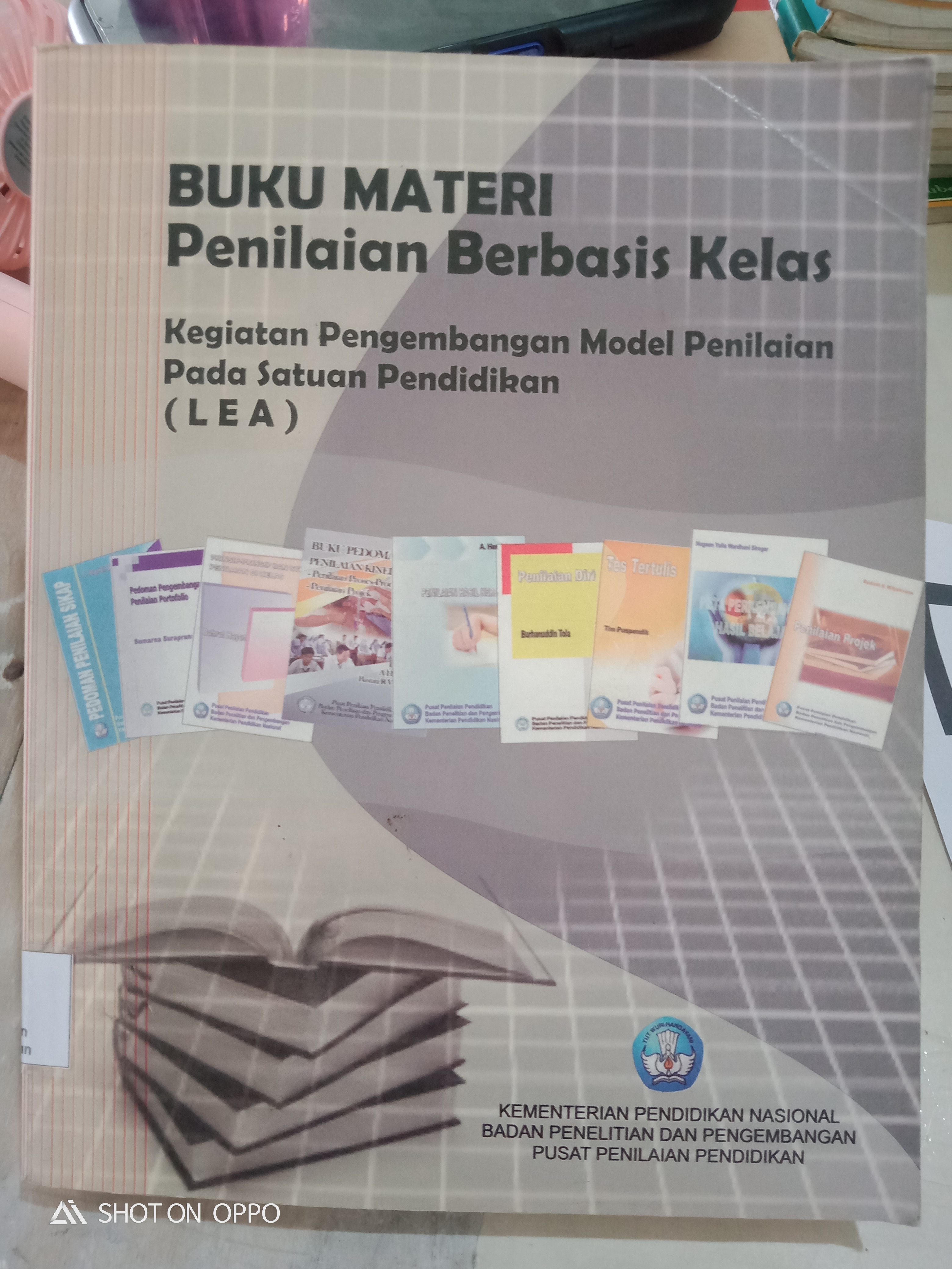 BUKU MATERI Penilaian Berbasis Kelas 