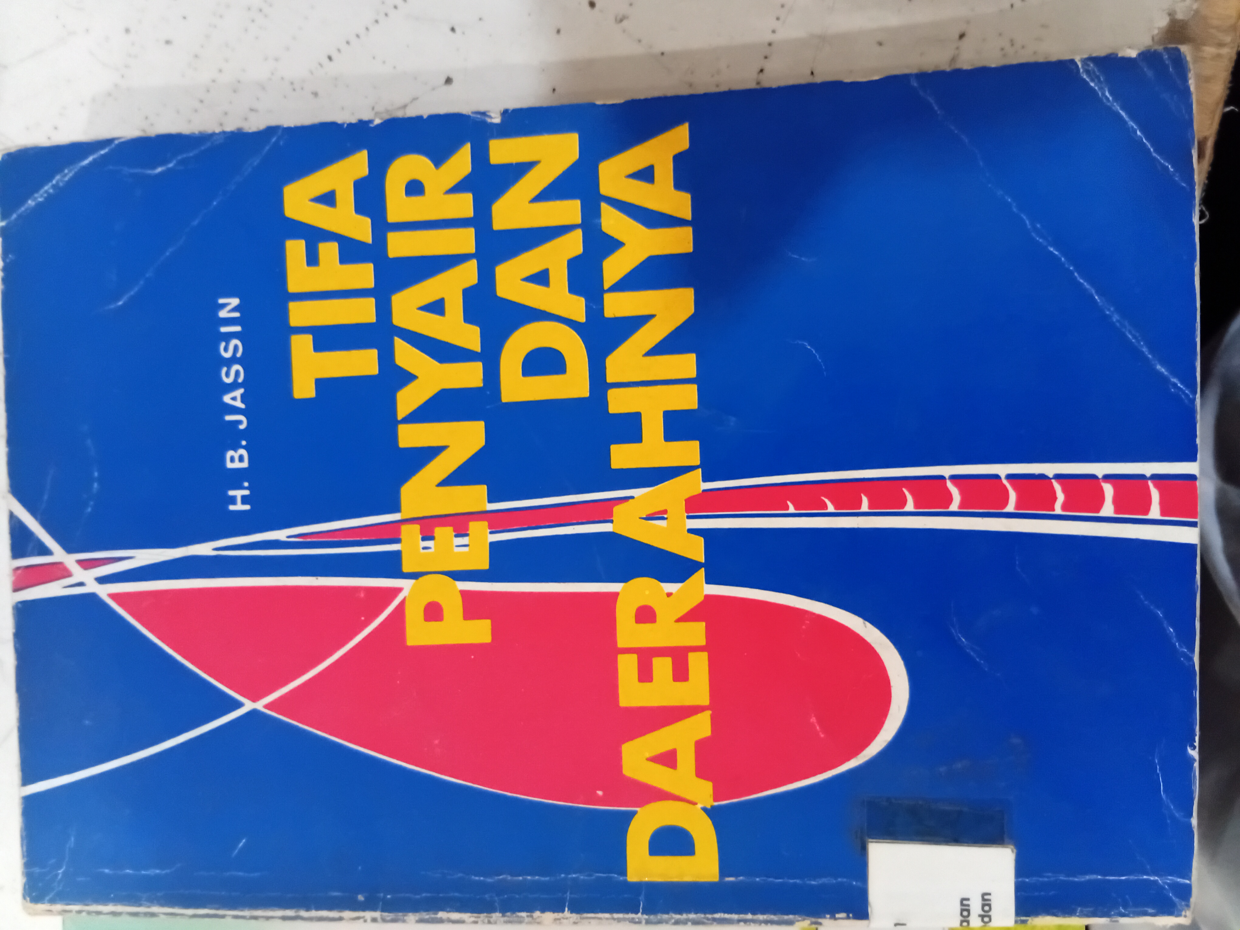 Tifa Penyair dan Daerahnya