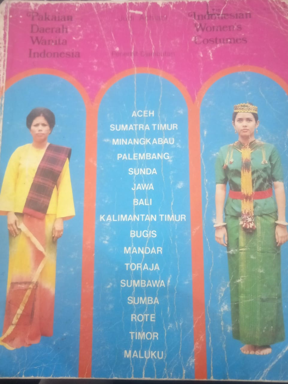 pakaian daerah wanita indonesia