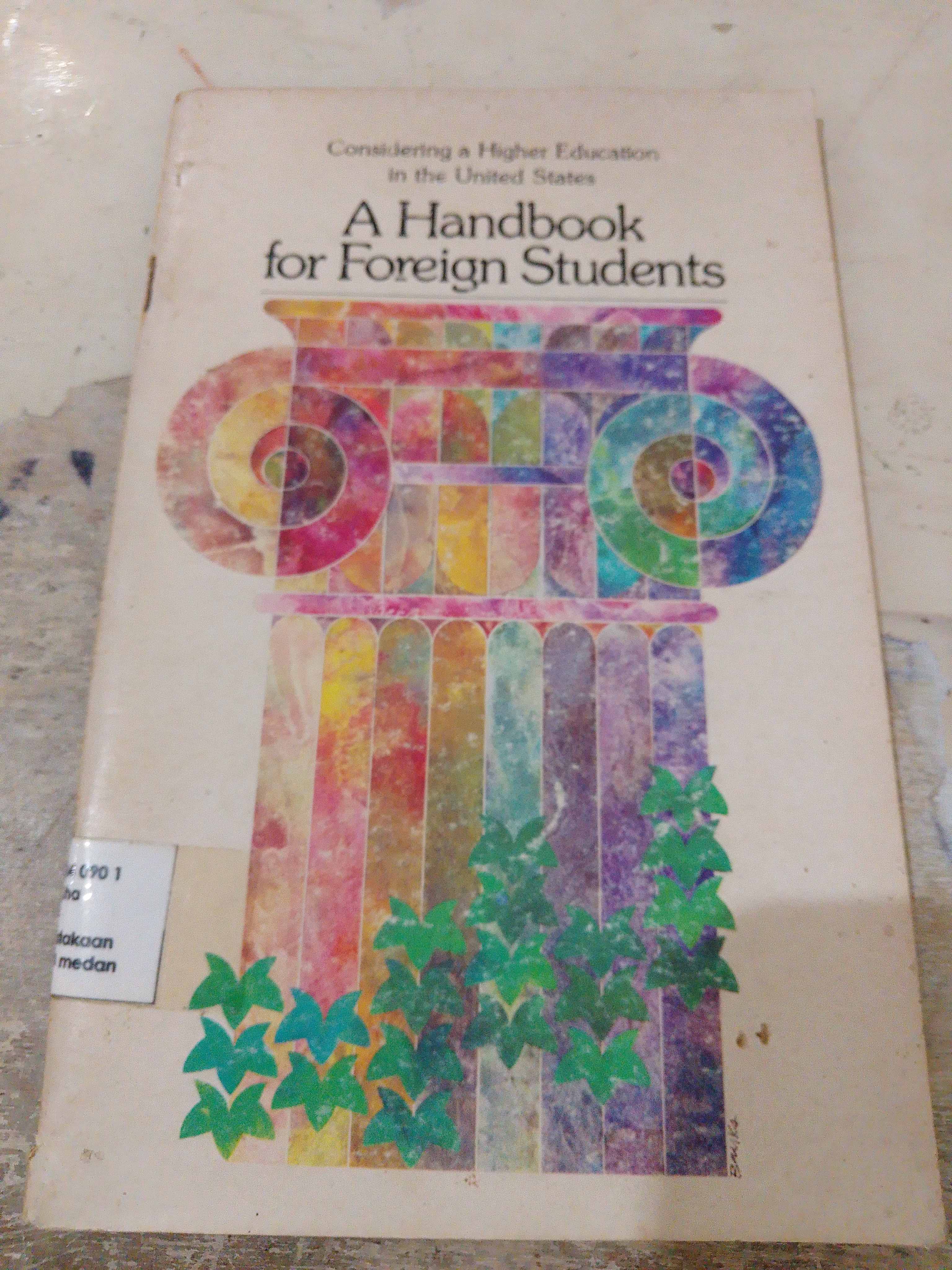 A handbook for foreign students