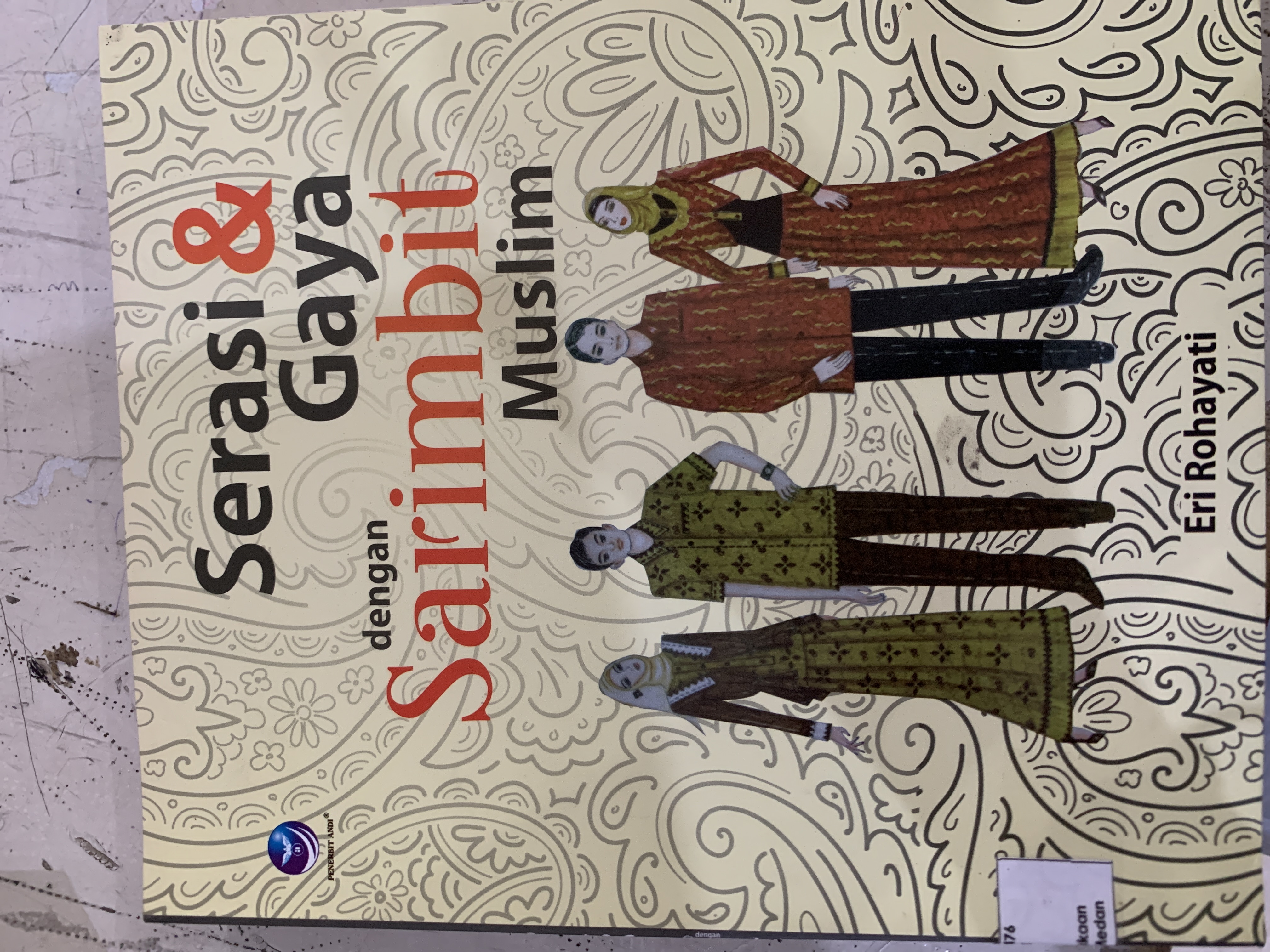 Serasi &amp; Gaya dengan Sarimbit Muslim