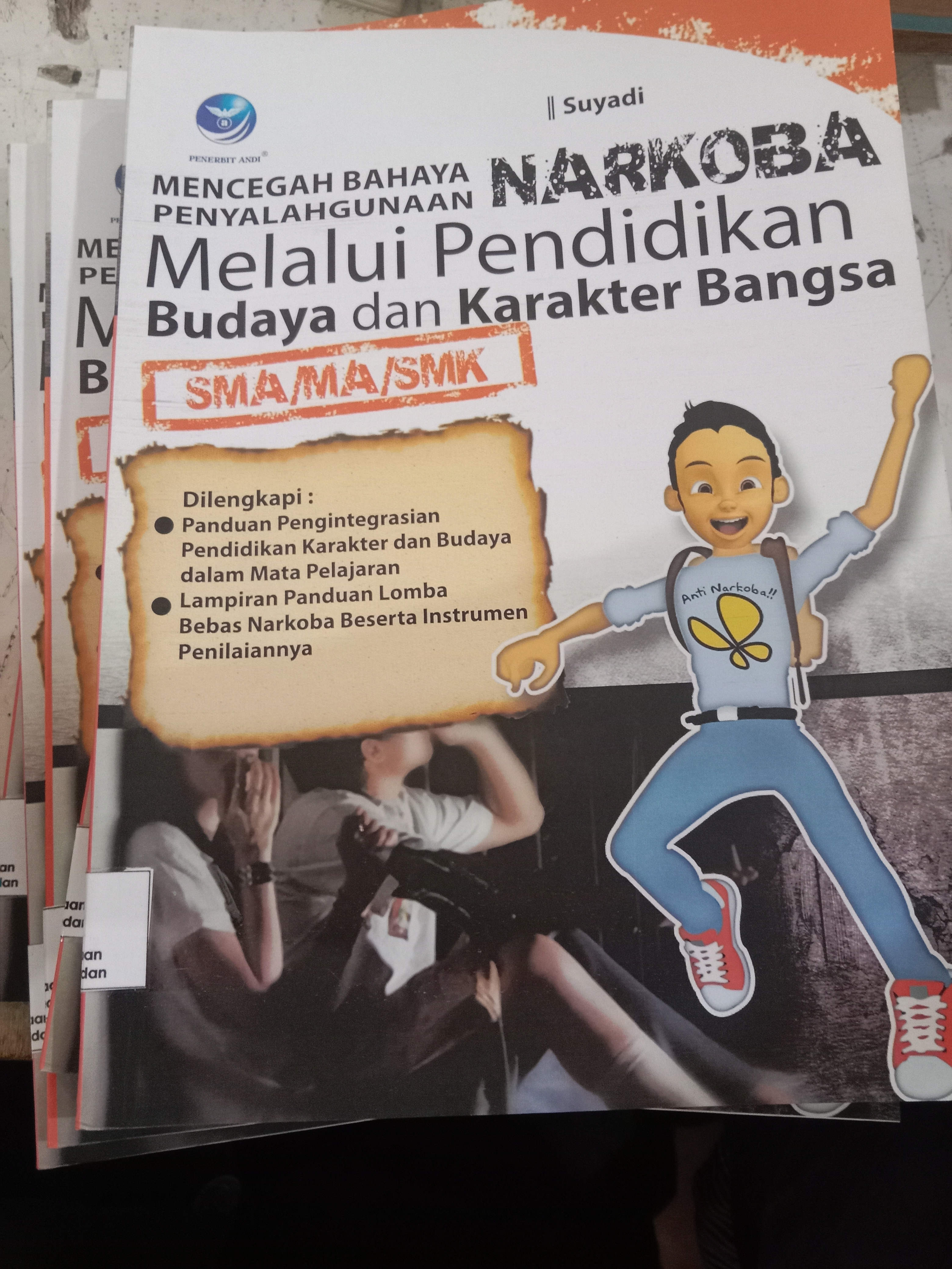 Mencegah bahaya penyalahgunaan narkoba melalui pendidikan budaya dan karakter Bangsa. 