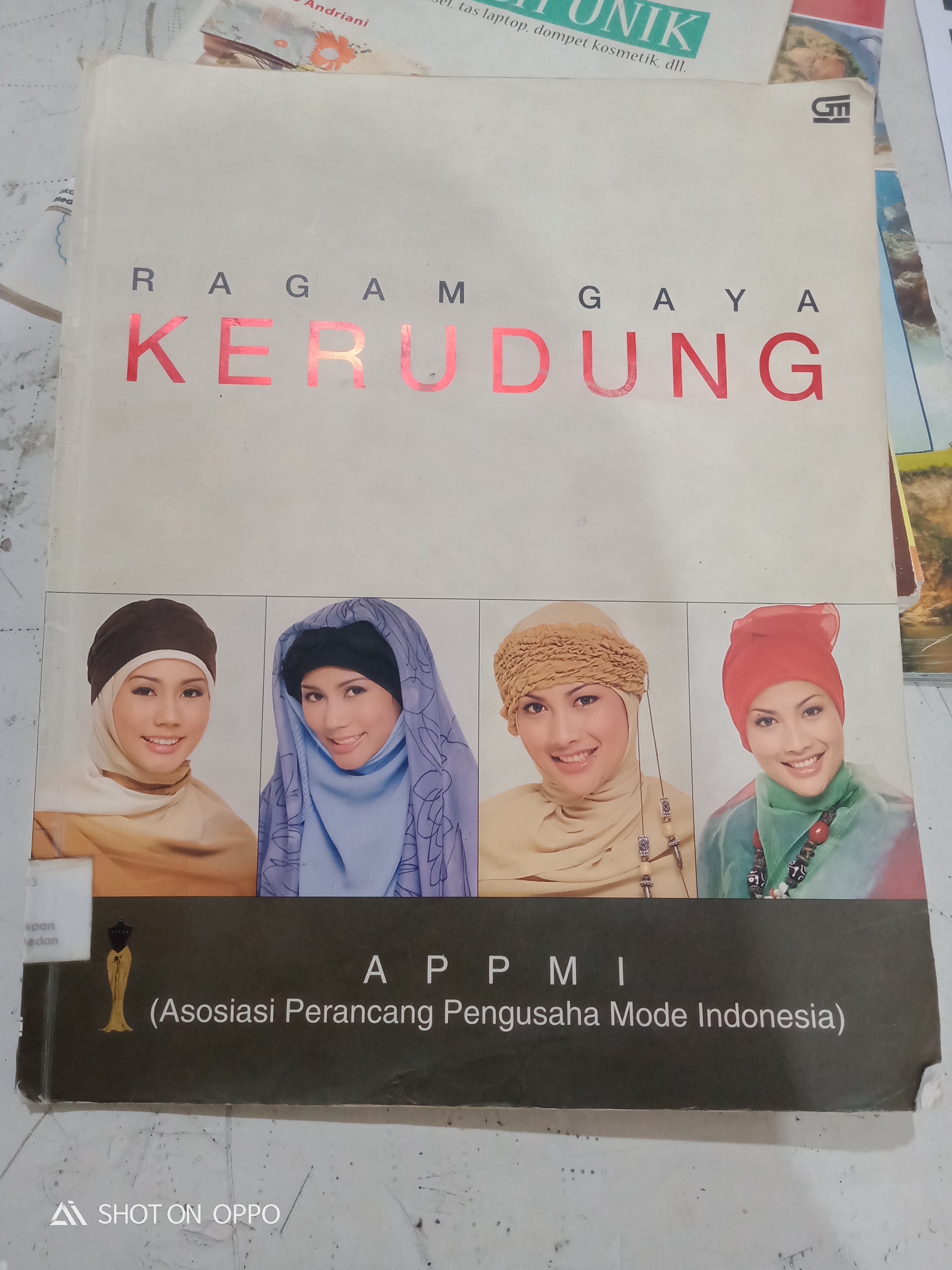 RAGAM GAYA KERUDUNG