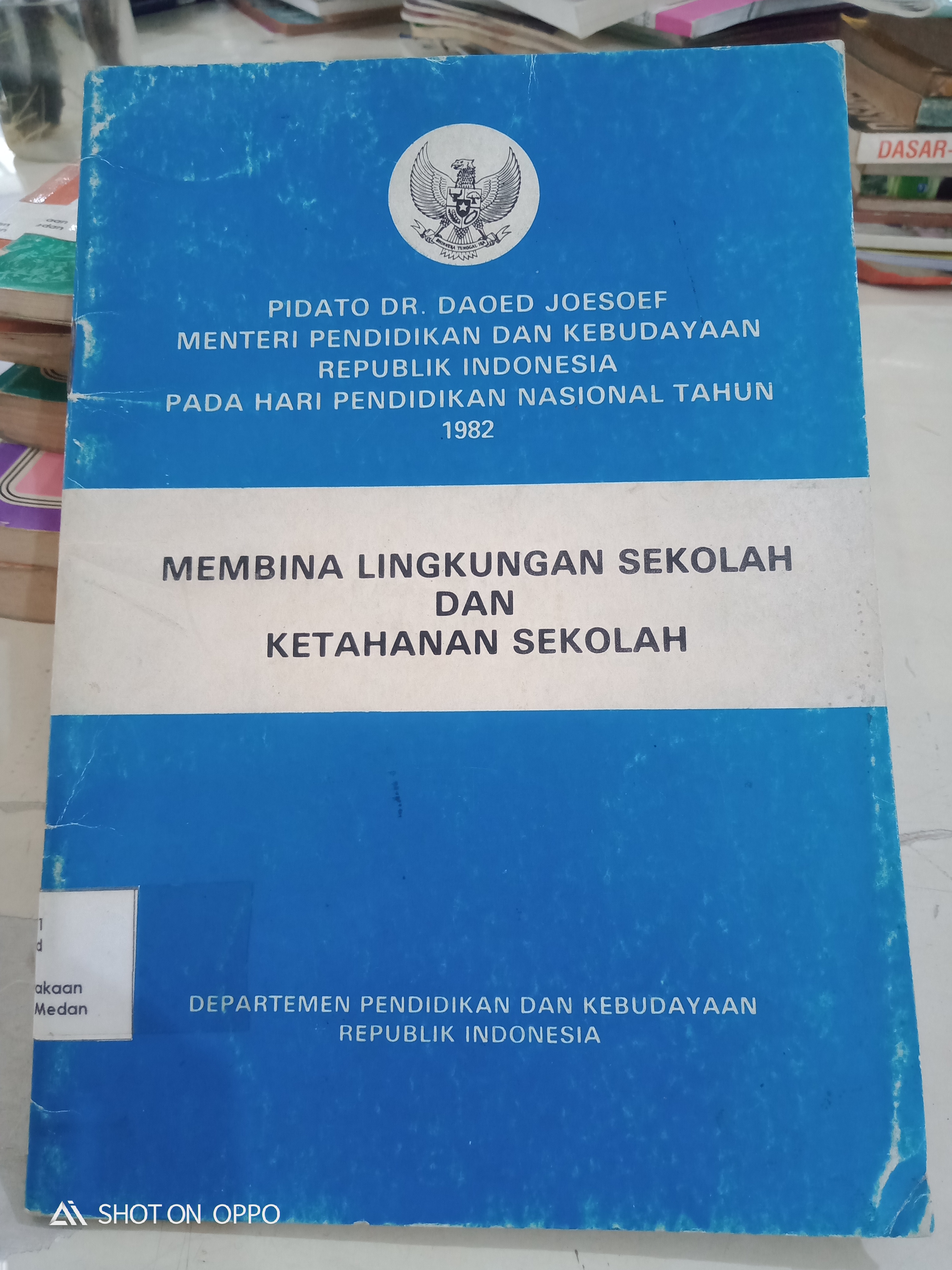 MEMBINA LINGKUNGAN SEKOLAH DAN KETAHANAN SEKOLAH