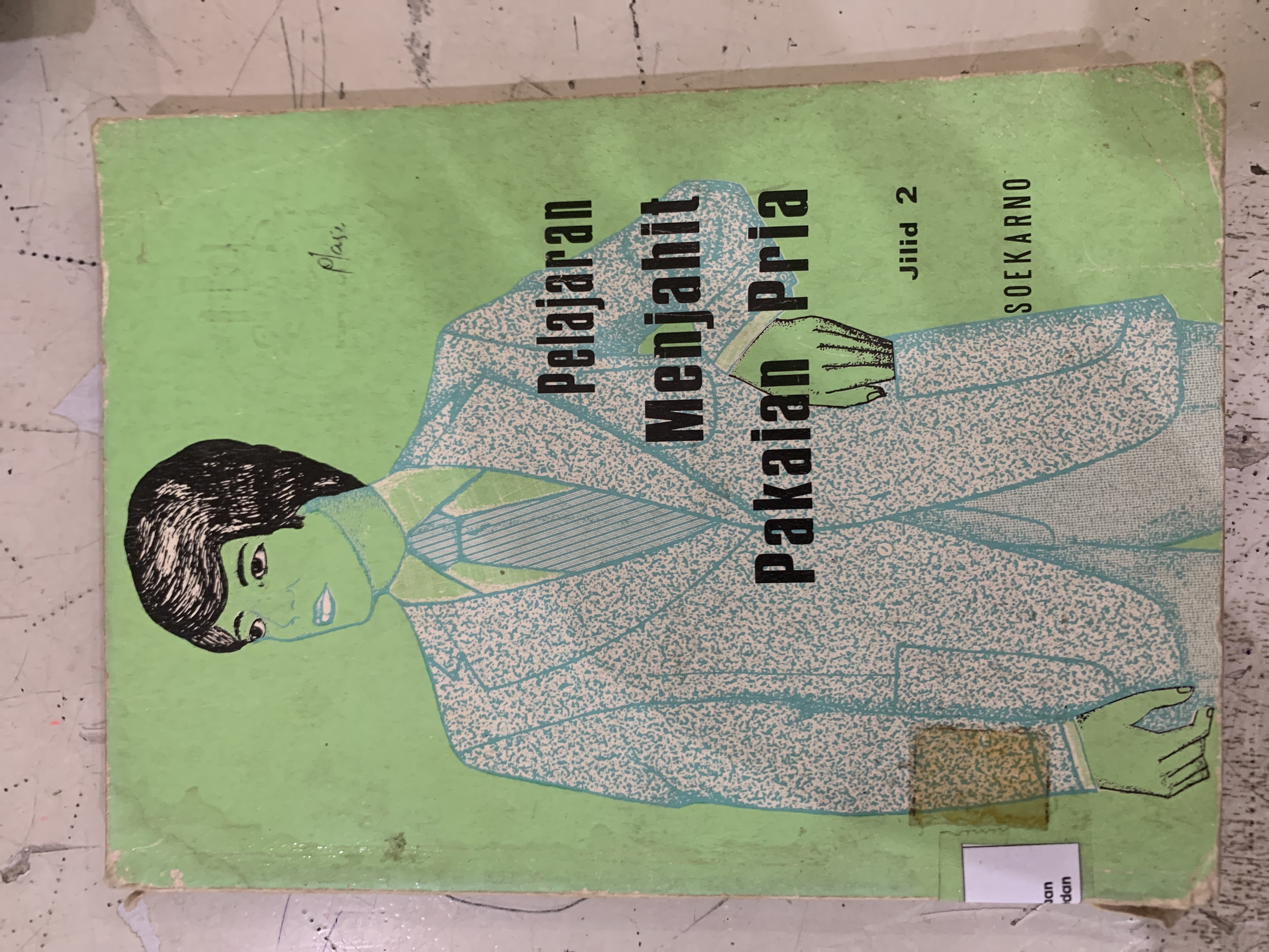 Pelajaran Menjahit Pakaian Pria 