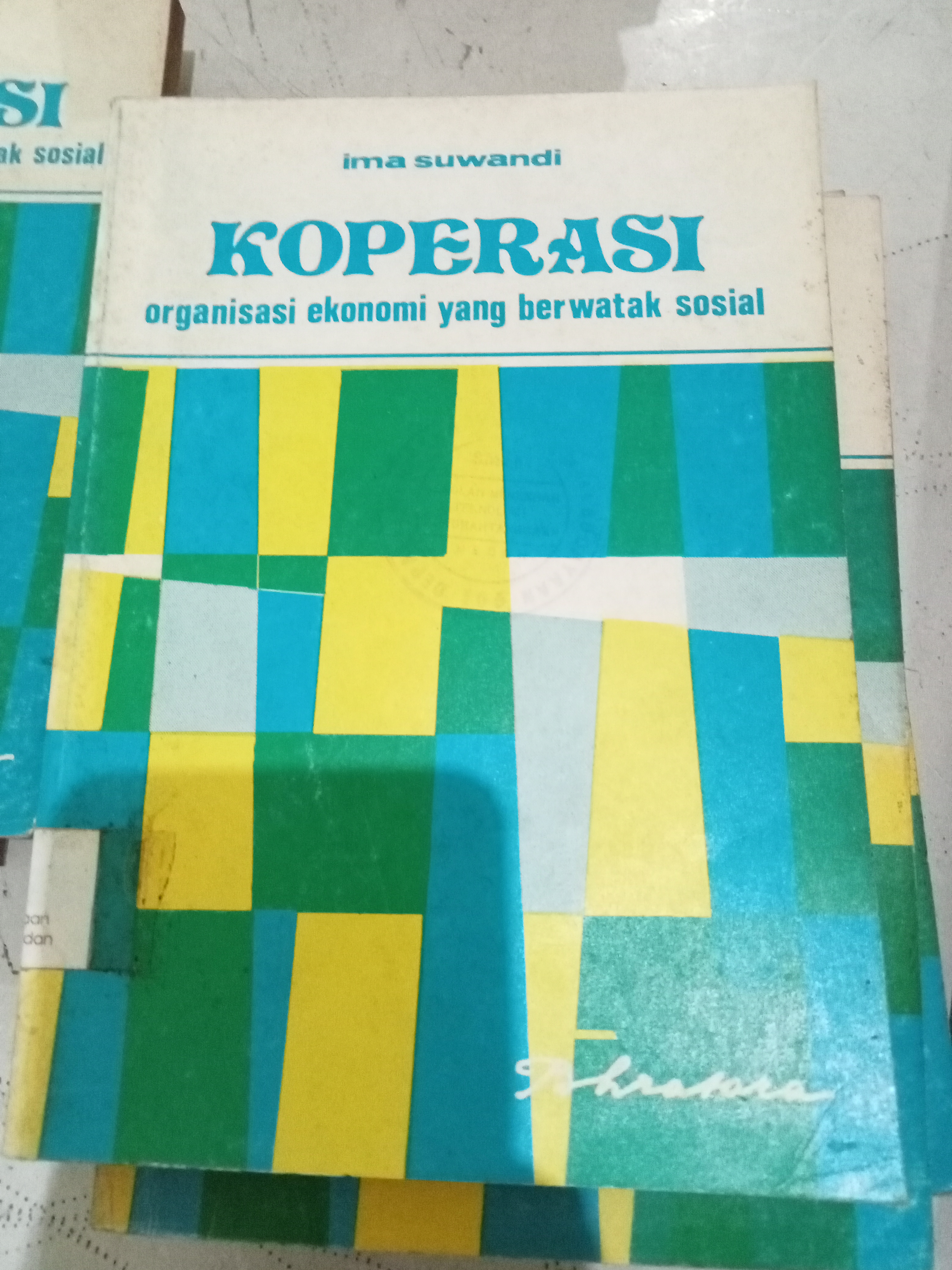 Koperasi organisasi ekonomi yang berwatak sosial 