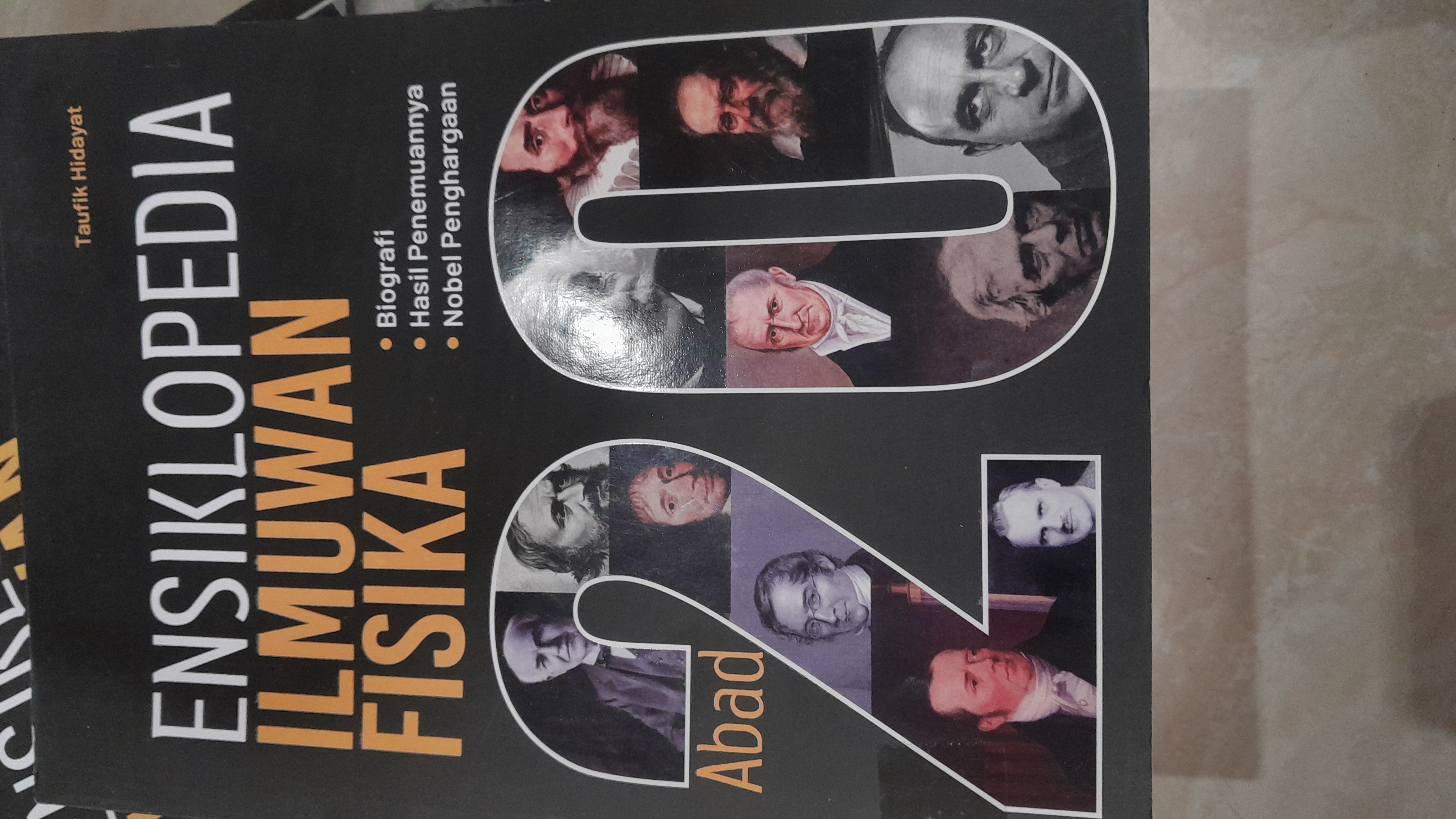 Ensiklopedia Ilmuwan Fisika