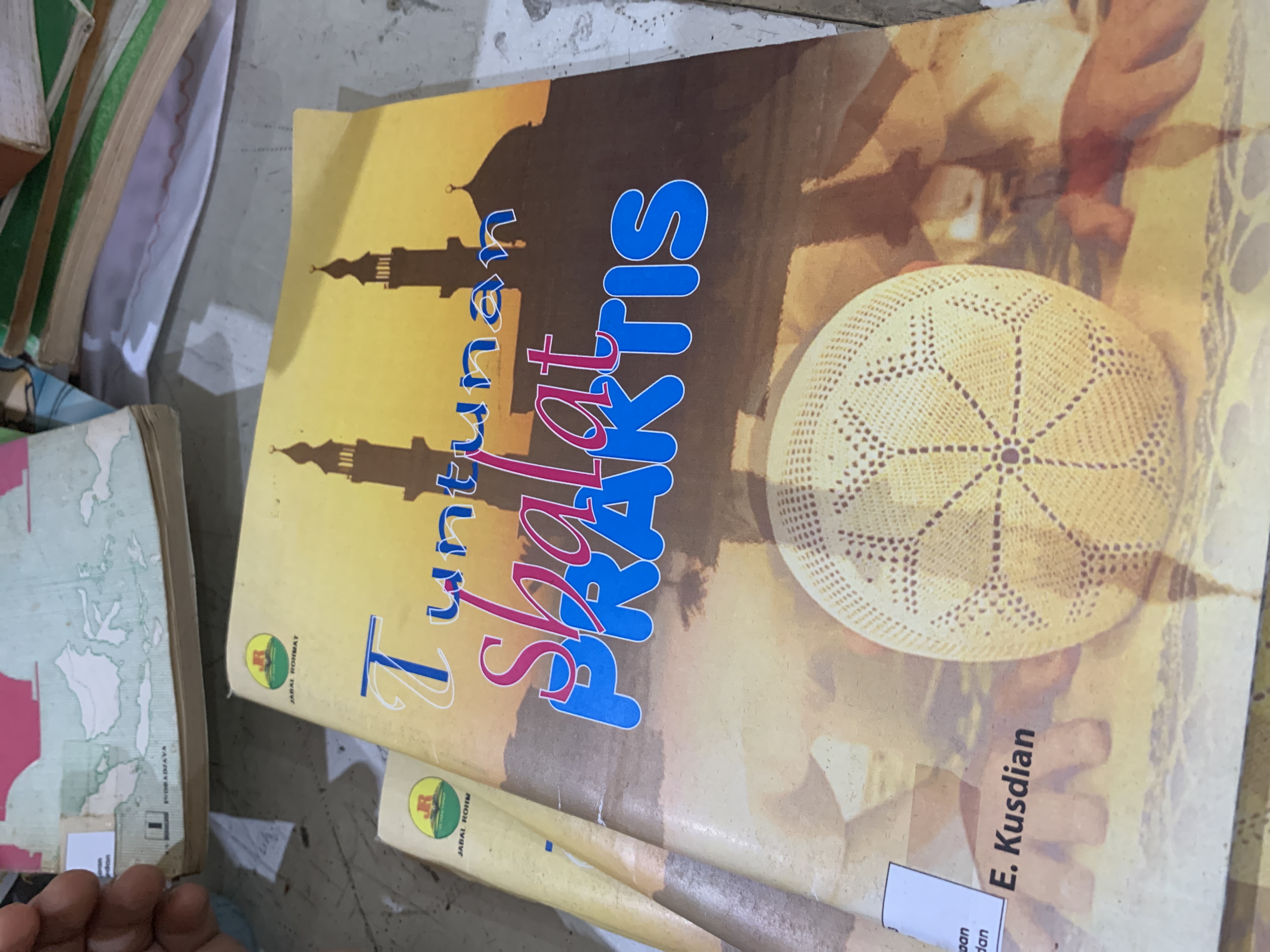 Tuntunan Shalat Praktis