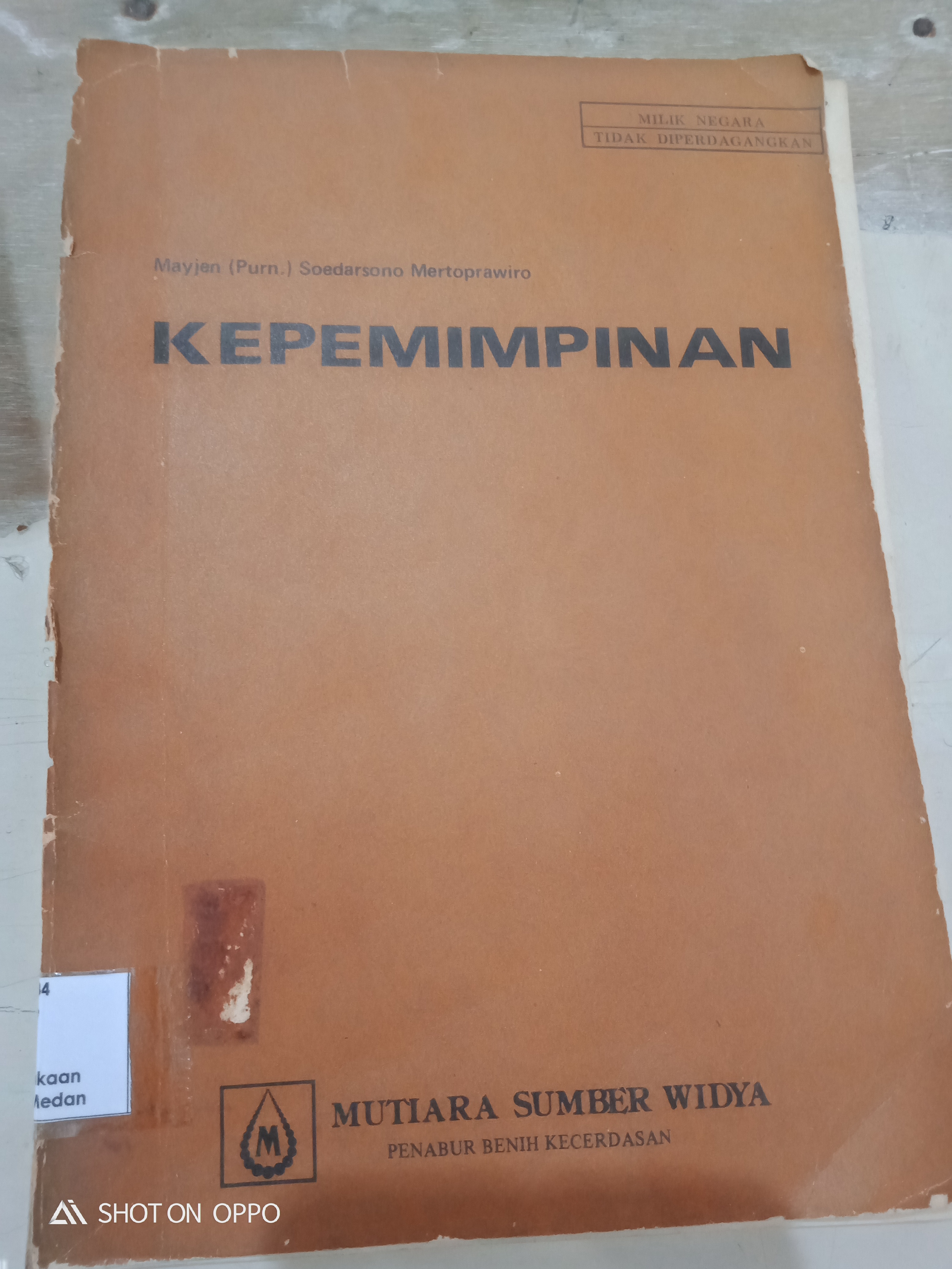 KEPEMIMPINAN