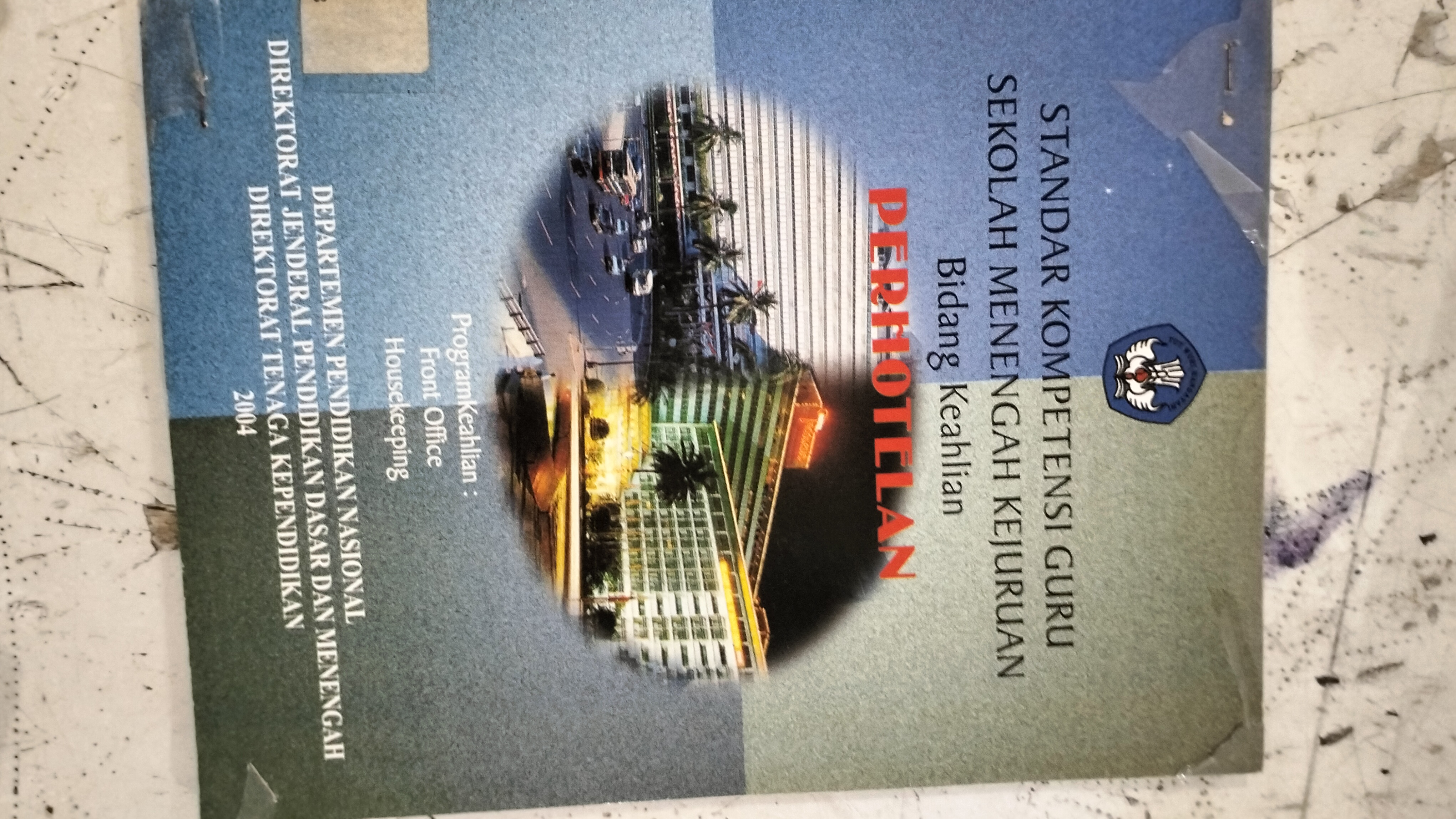 STANDAR KOMPETENSI GURU SEKOLAH MENENGAH KEJURUAN 