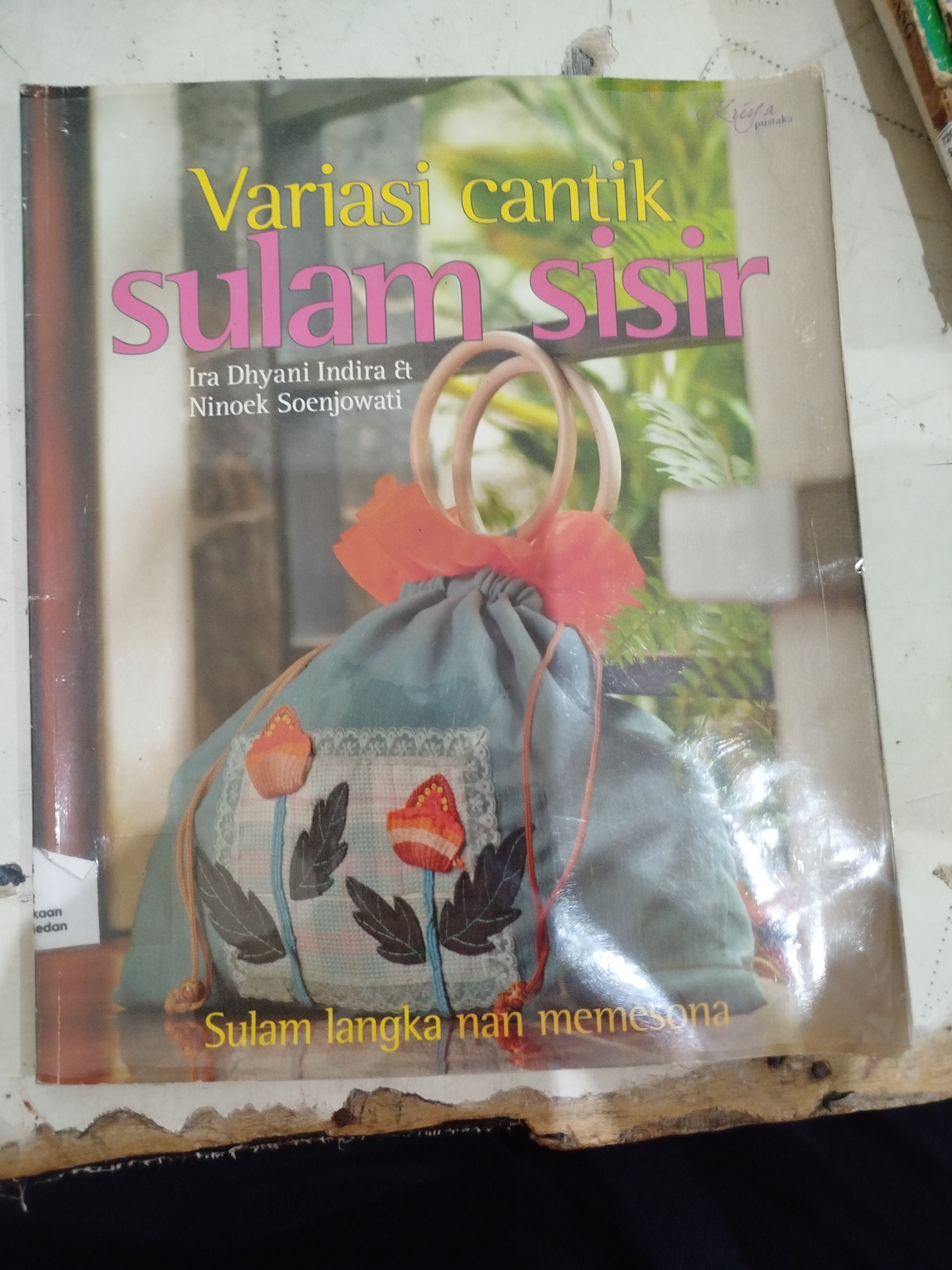 Variasi cantik sulam sisir