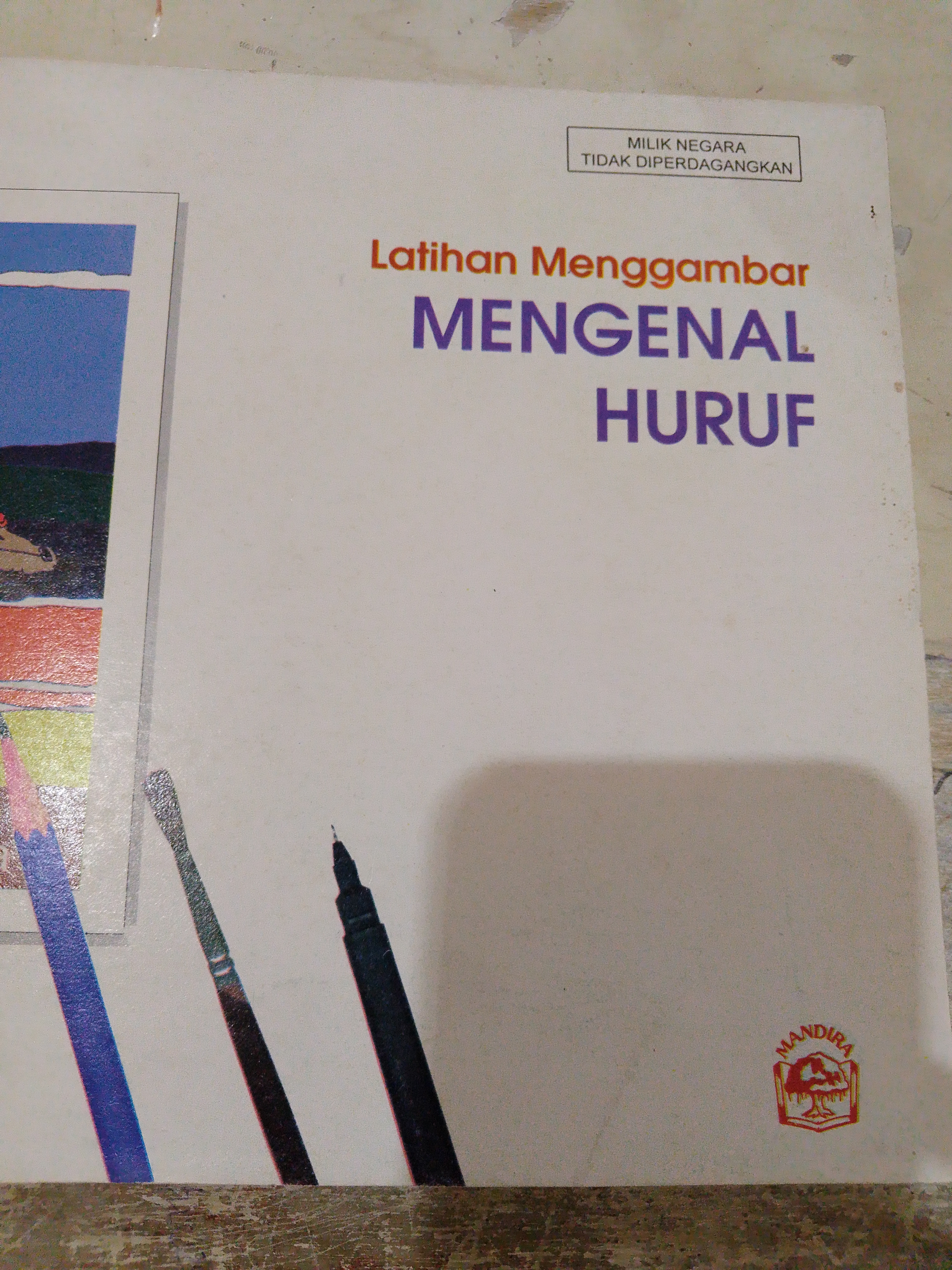 Latihan menggambar mengenal huruf 