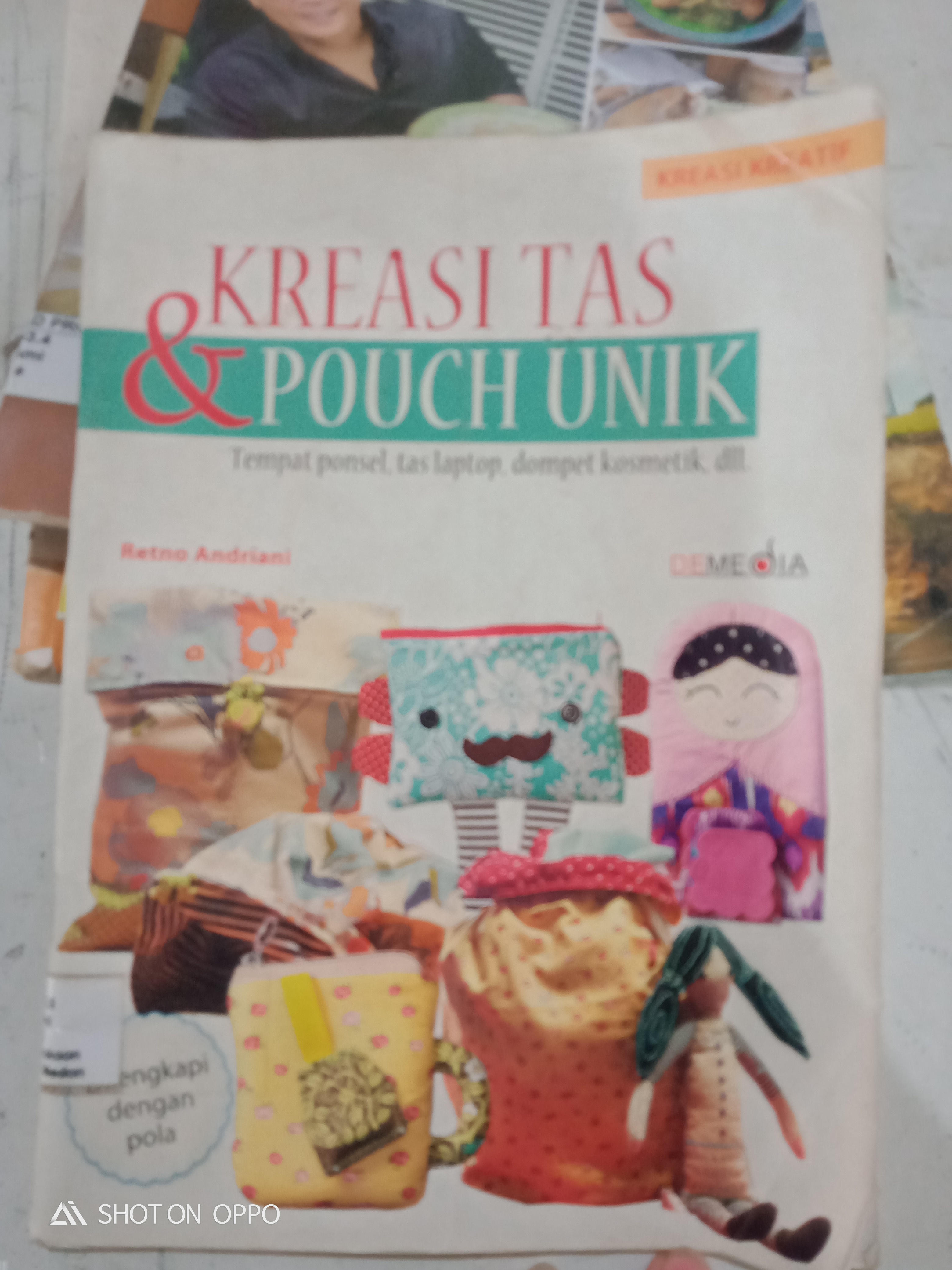 KREASI TAS &amp; POUCH UNIK Tempat Ponsel ,Tas Laptop, Dompet kosmetik ,dll